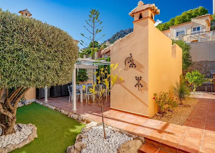 Ubytování v soukromí Ty Croeso-entire With Sea View *