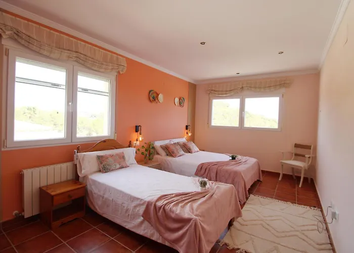 Ty Croeso-entire With Sea View *