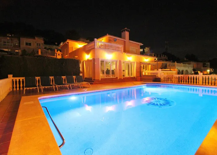 Ty Croeso-entire With Sea View Habitación en casa particular *