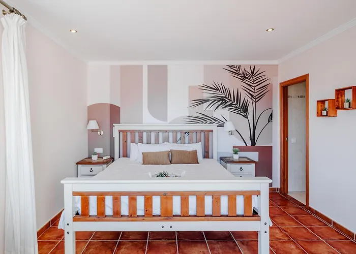 Ty Croeso-entire With Sea View Habitación en casa particular