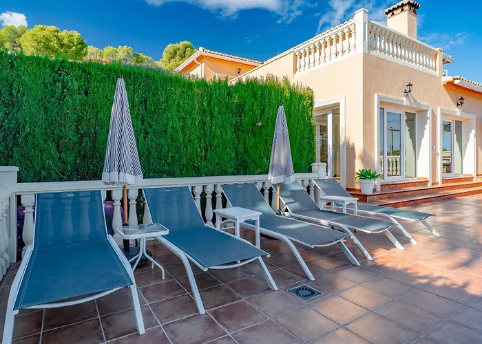 Ty Croeso-entire With Sea View Habitación en casa particular