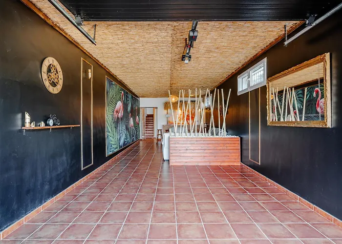 Ty Croeso-entire With Sea View *